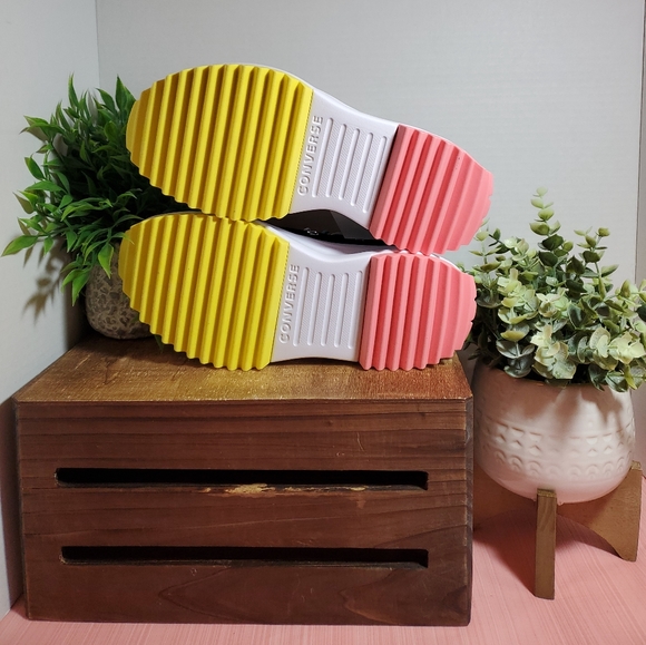 Converse Run Star Hike Platform Embroidered Bracelet Women's Sz - Picture 15 of 16